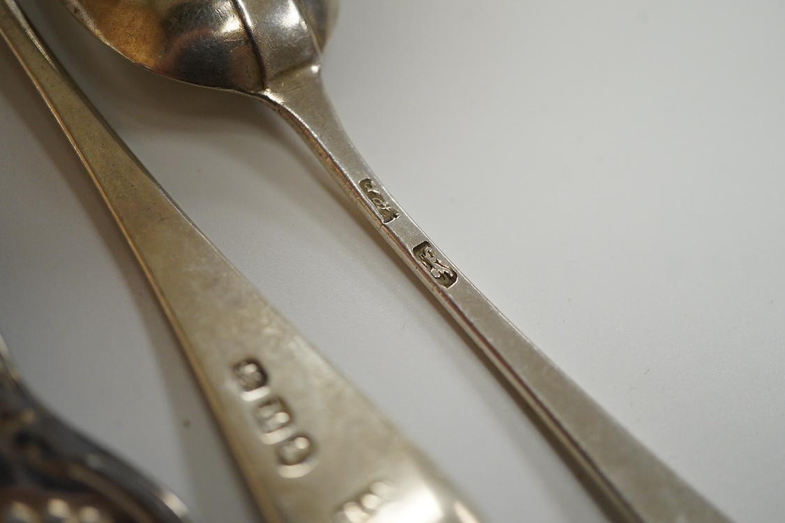 A collection of small silver, to include a late Victorian seven bar toast rack, by Edward Gilbert, London, 1887, length 13.3cm, a late Victorian bowl, pair of shell salts, nut dish, egg cup, Georgian chamberstick(part of